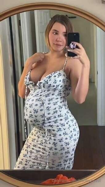 TIP $10 FOR KNOCKED UP JOI 🤰🏼💦 watch me bounce, moan, CUM tw..