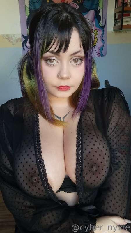 I can't get enough of my own boobs