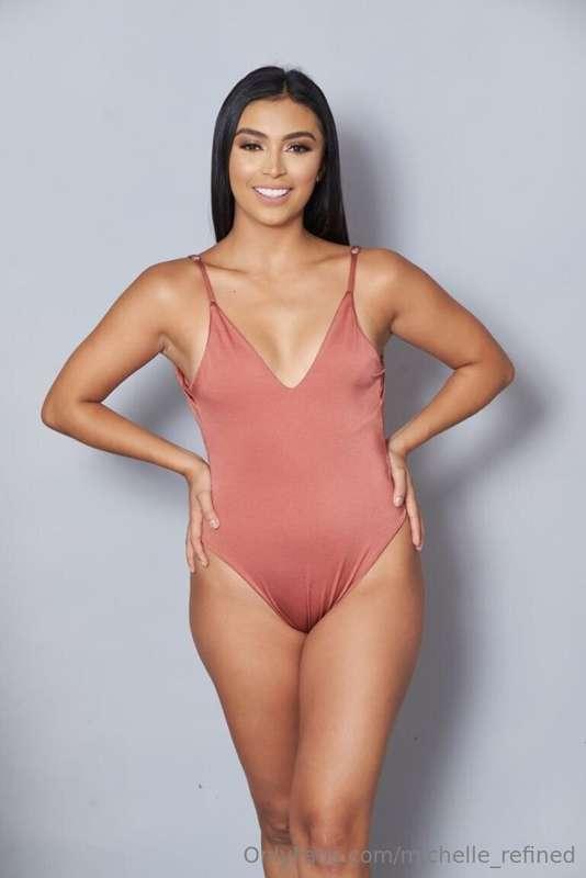 🥰 @its_danix @its_danix @its_danix 🥰 THIS SEXY BUNNY DREAMIN..