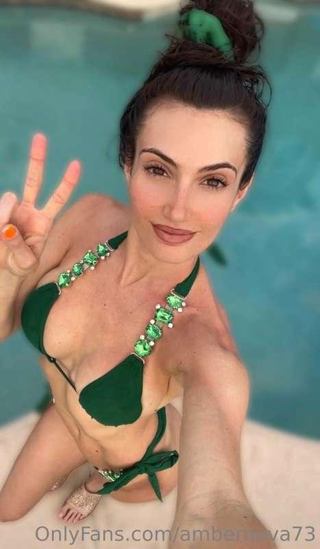 Hope everyone had a Lucky 🍀 St Patrick’s Day! Check those DM..