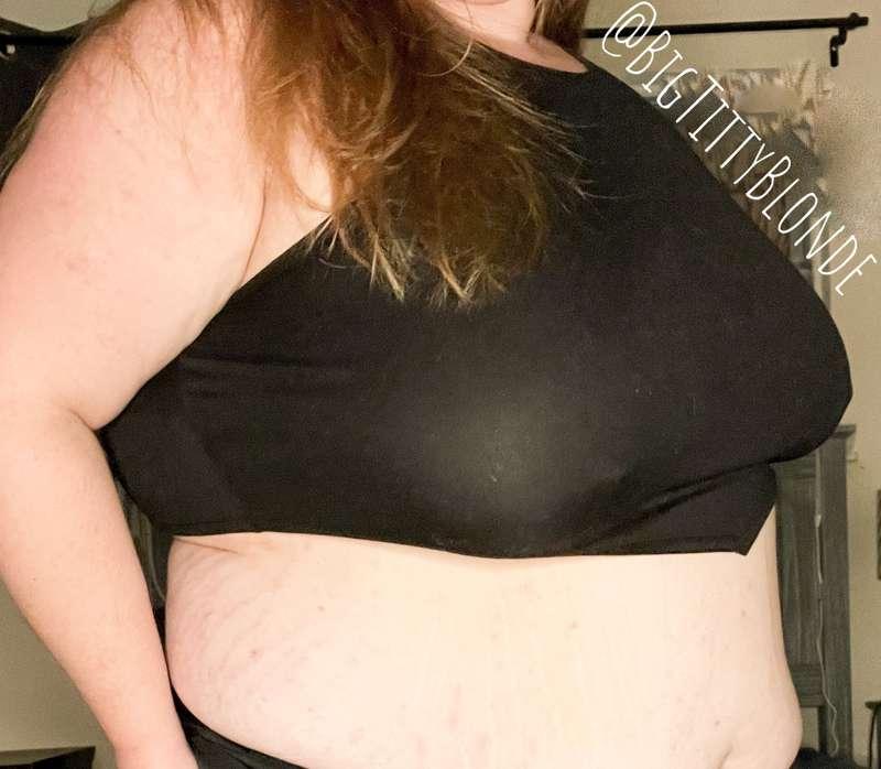 bigtittyblonde image #1