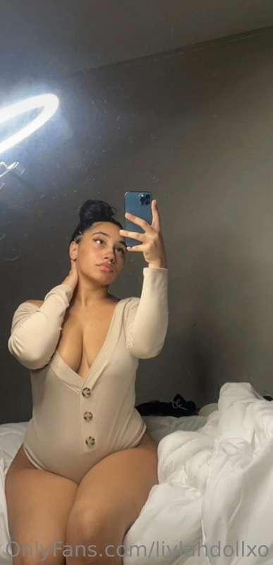 I wanna be your favorite 🥺