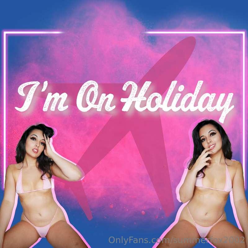 ⭐On Holiday!⭐ Hey guys, I’m currently on a month long trip i..