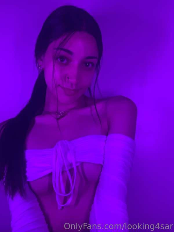 are you following my insta and tiktok yet 🤫🤫
@looking4sar - ..