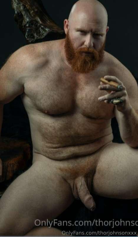 I smoke naked.