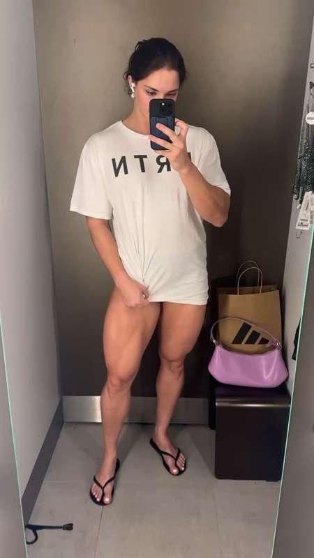 Giving you a glimpse of my legs... 😘  