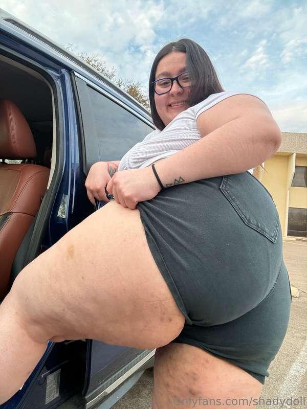 Should I do a video in my car? 👀