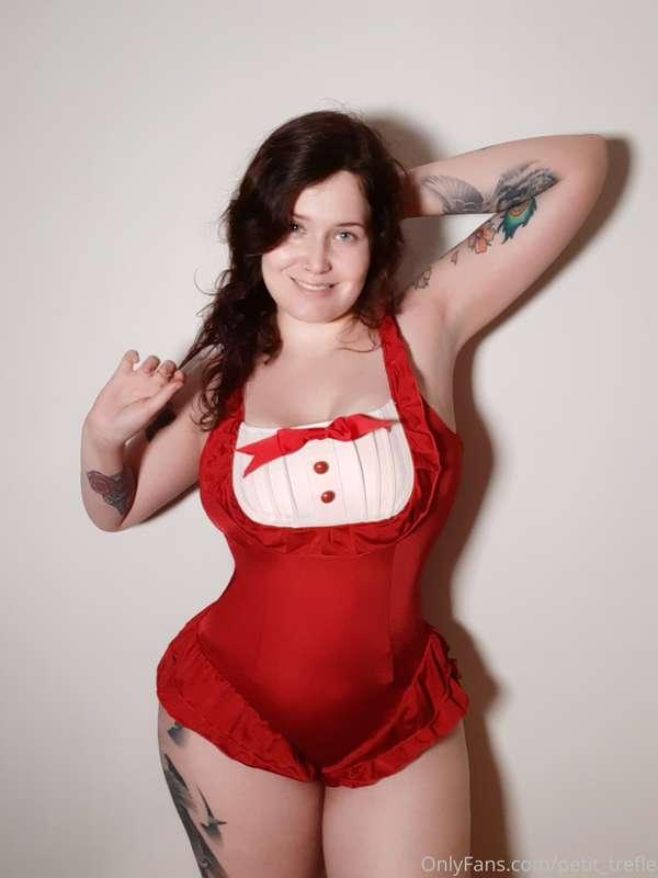 I dont really think outfits like this are really for me :P I..