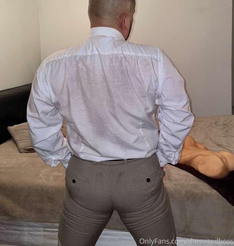 thesuitedboss image #1