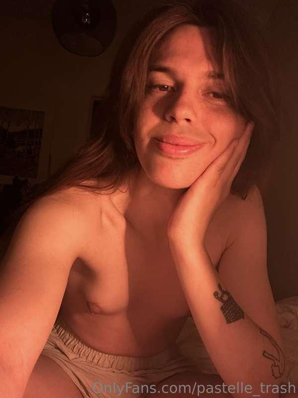 Happy 4th of July! Who wants to pop some fireworks for me? *..