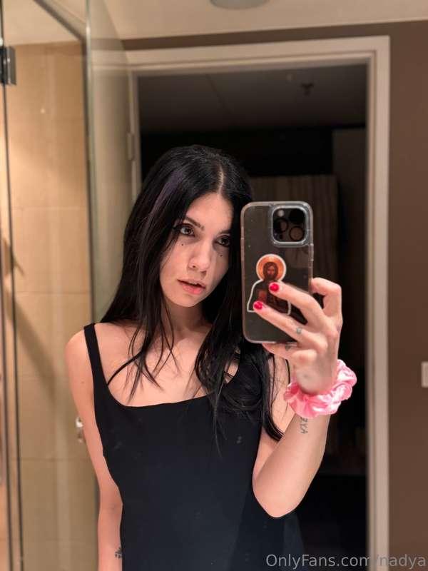 what’s under this small black dress? 💌
