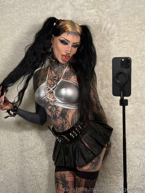 would you use my mouth ? 👅🐍