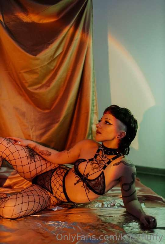 Daddy, do you like me in this style?🖤 Tell me in a PM what w..