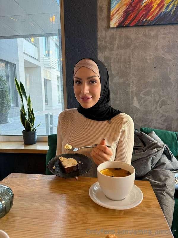 Sometimes happiness is a deliberate pause😉 When you consciou..