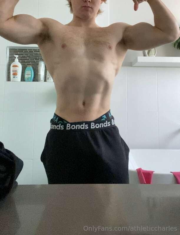 Some flexing in the morning :)