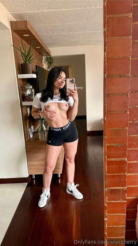 Hey Baby, I just finished my workout today🥵