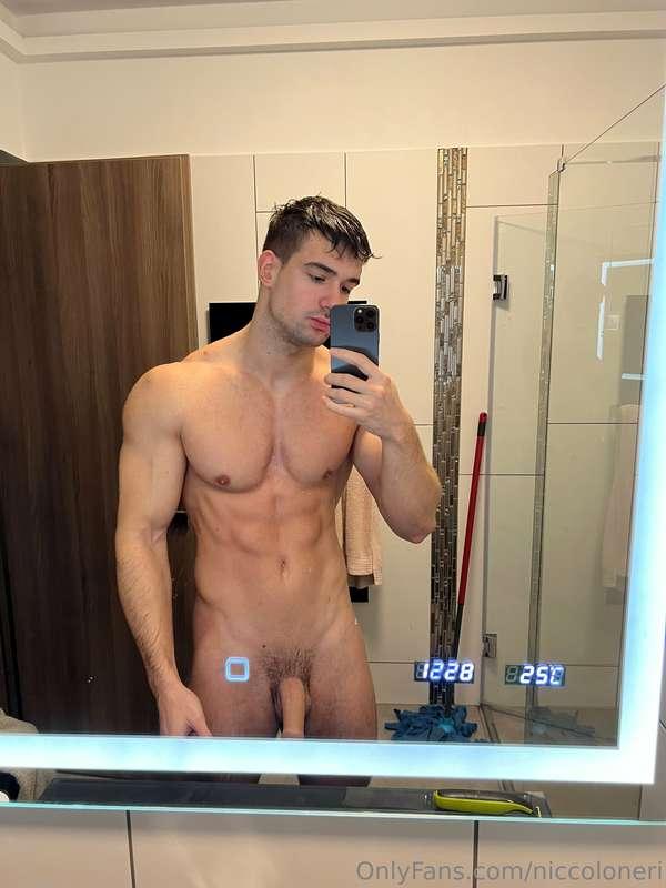 What do you think of my shape ? 
Not really hitting the gym,..