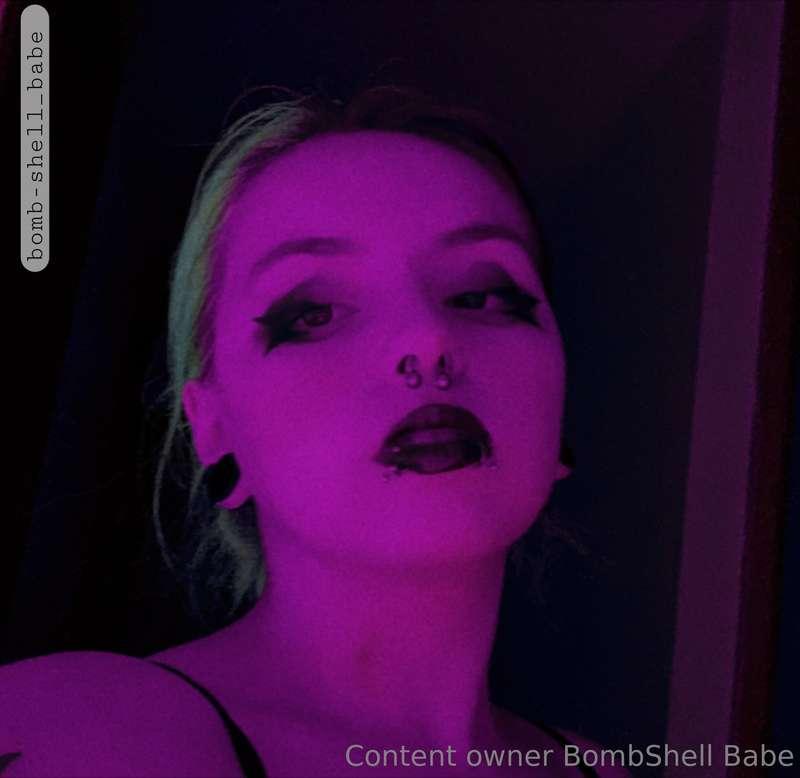 bomb-shell_babe main image