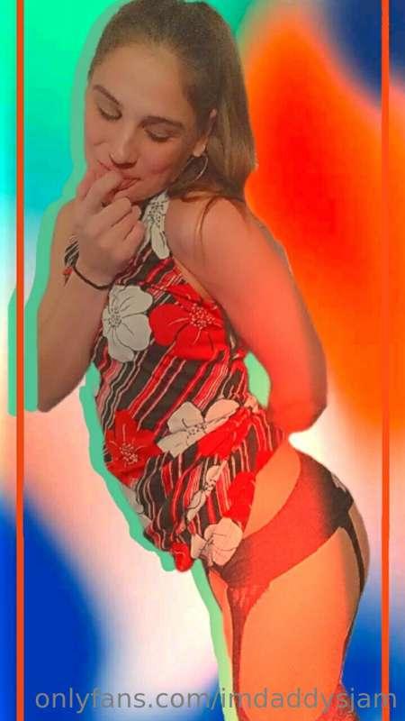 I love to play with my pics sometimes 🥰