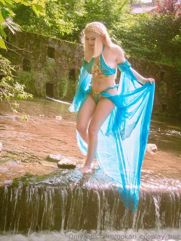 Time for some silly Zelda backstage 🥴 Was it cold? Yes. Was ..