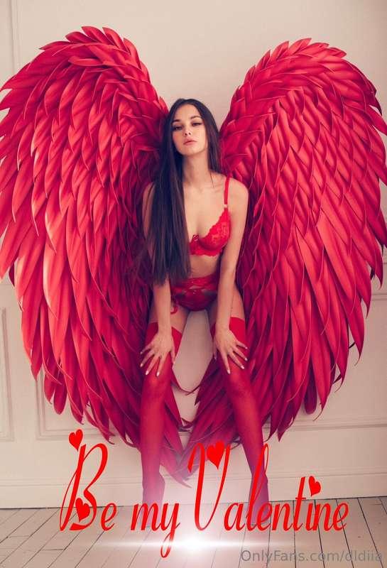 A special holiday for every girl! And not only 😈 I chose the..