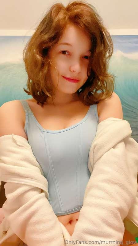 For sure this is a comfy top... maybe too comfy >.>