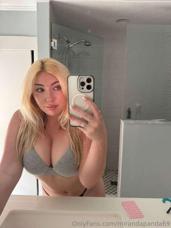 Highest tipper gets a free fan sign... but I’ll be wearing s..