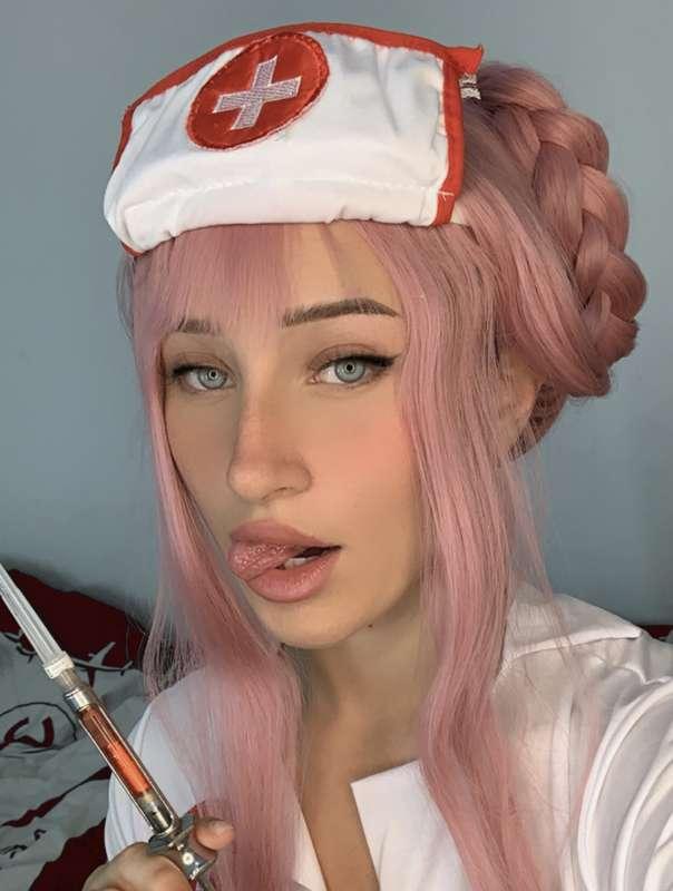 Nurse Set selfie  💉