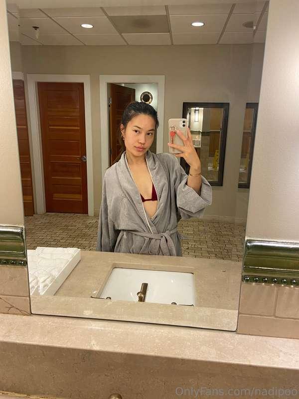 nothing feels better than the spa after a long day 🧖🏻‍♀️ ✨