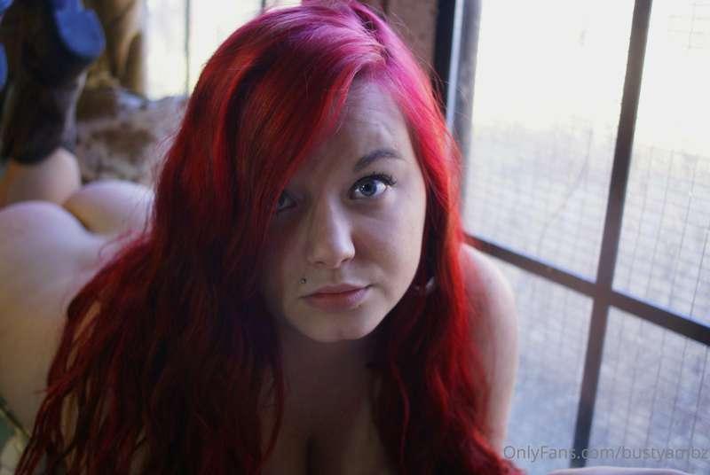 bustyambz image #30