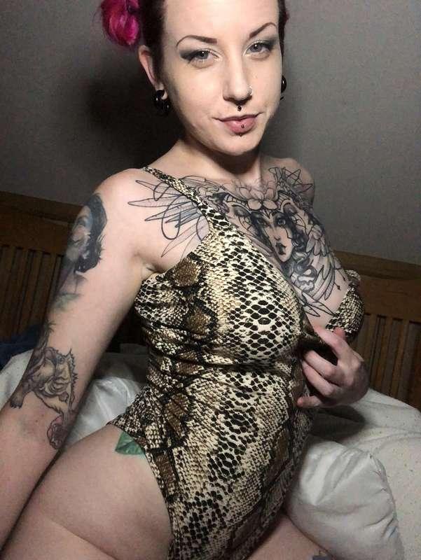ladylazarus image #3