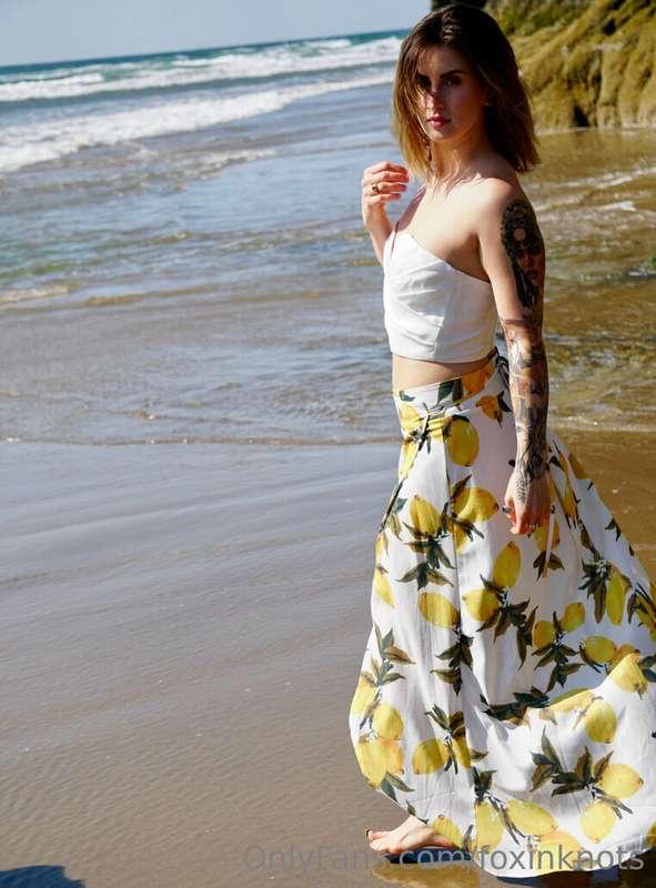 Beach Goddess Vibes 🍋