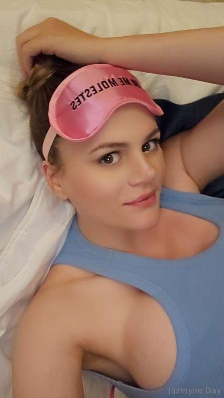I just want to curl up in your lap and be your good girl 🥰