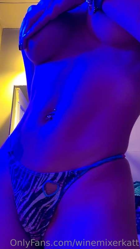 Nobody put that pressure on me like you do 💙🔹🫐🦋