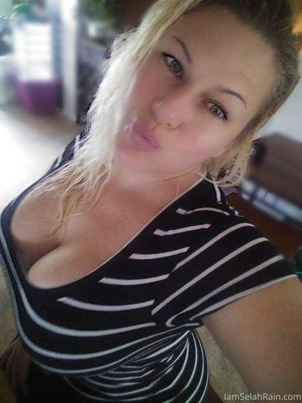 Whos ready for 2 days straight with me live & ALL my dirty d..