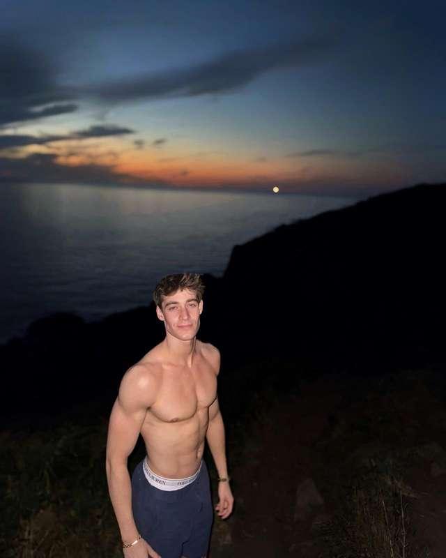 emmetcharm image #0