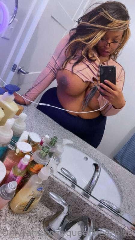 queenbeezhive image #2
