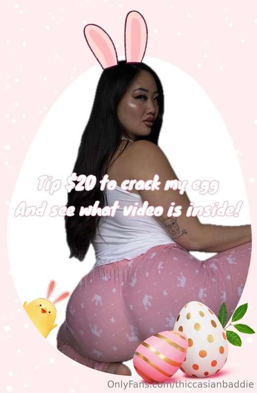 Tip here and then hop on over to your DMs to see your prize!..