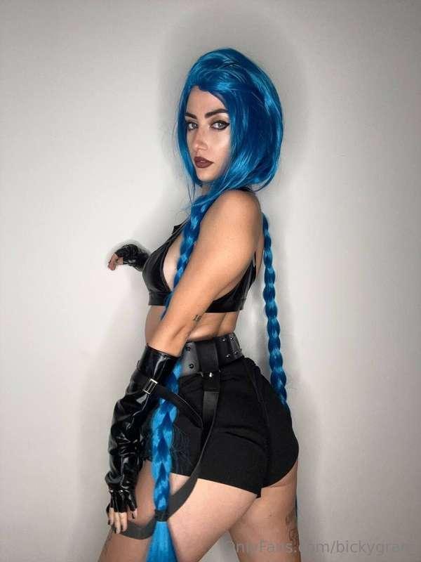 Ciao maialini belli 🐷 Ho fatto il cosplay di Jinx e mi sono ..