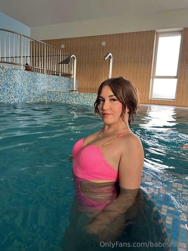 Morning dip💦 Wanna join me?