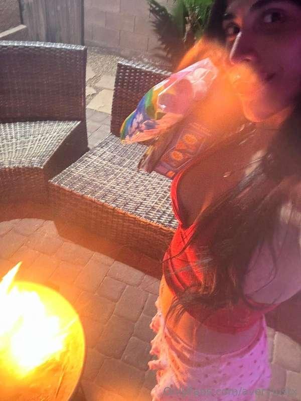 Do you like making a sticky sweet treat by the fire???