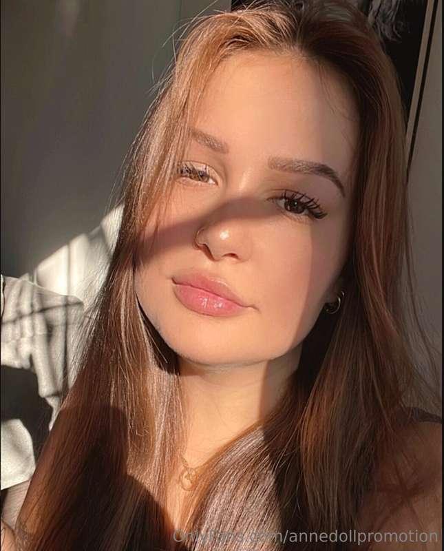 Petite brunette with a fat ass ❤️ come talk to me x  @emily_..
