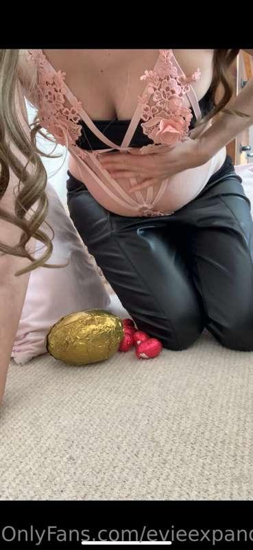 A few photos of the favourite bits of my Easter egg vid! I l..