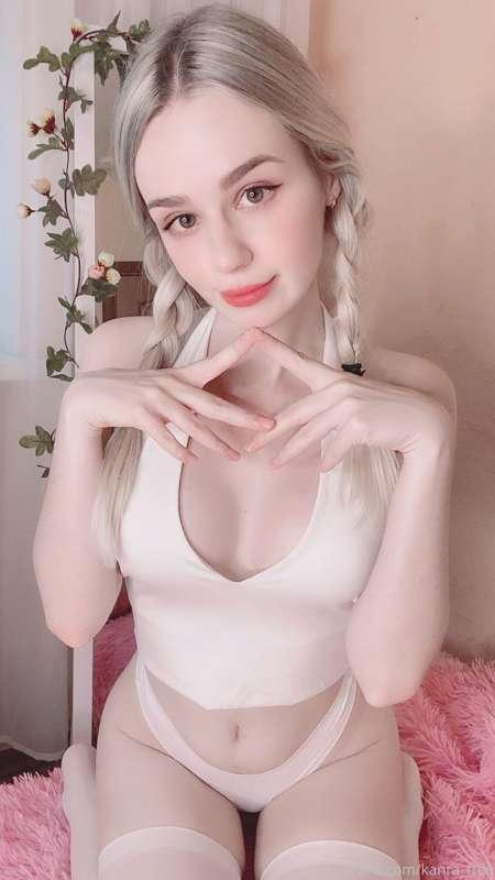 Will you play with me? 🥺
This look inspired of countryside a..