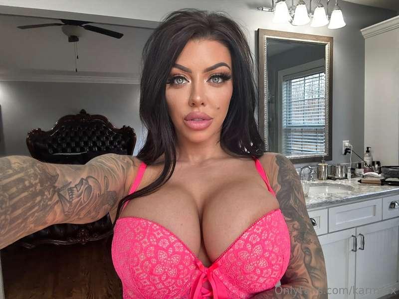 I wanna be your sex toy all weekend 🚪 🧸 🤎