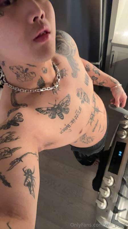 Wanna see everything?😈