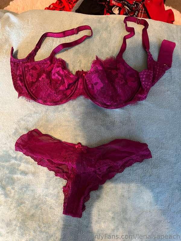 lenaisapeach image #5