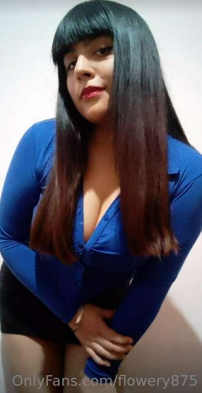 💕@yourbeautifulbrunette 💕 Honey, this beautiful brunette lov..