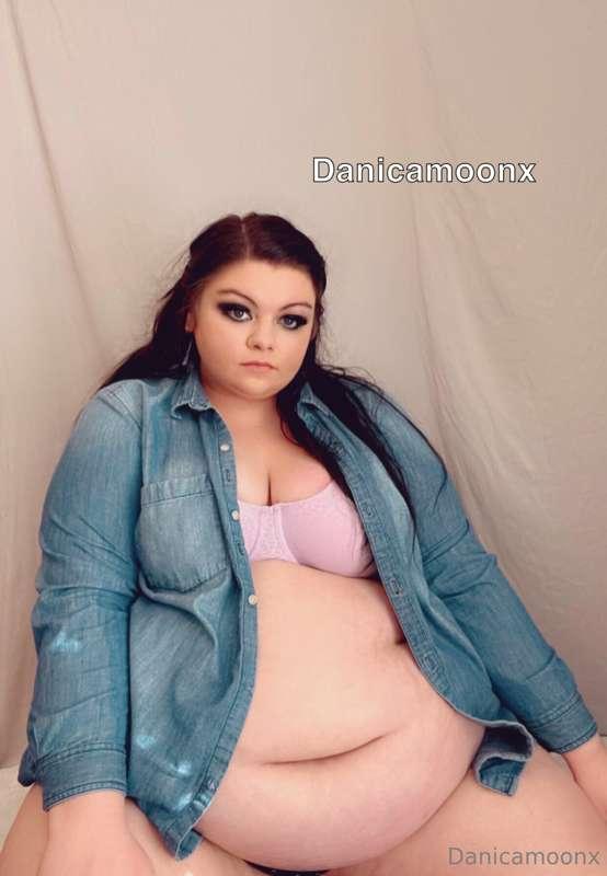 Sorry I look so mad I was hungry 😋