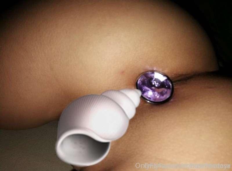 Hope you enjoy this picture on my other profile in the link ..